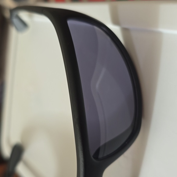 SONOMA BRAND MEN'S 100% UV PROTECTION BLACK SUNGLASSES - Picture 3 of 13